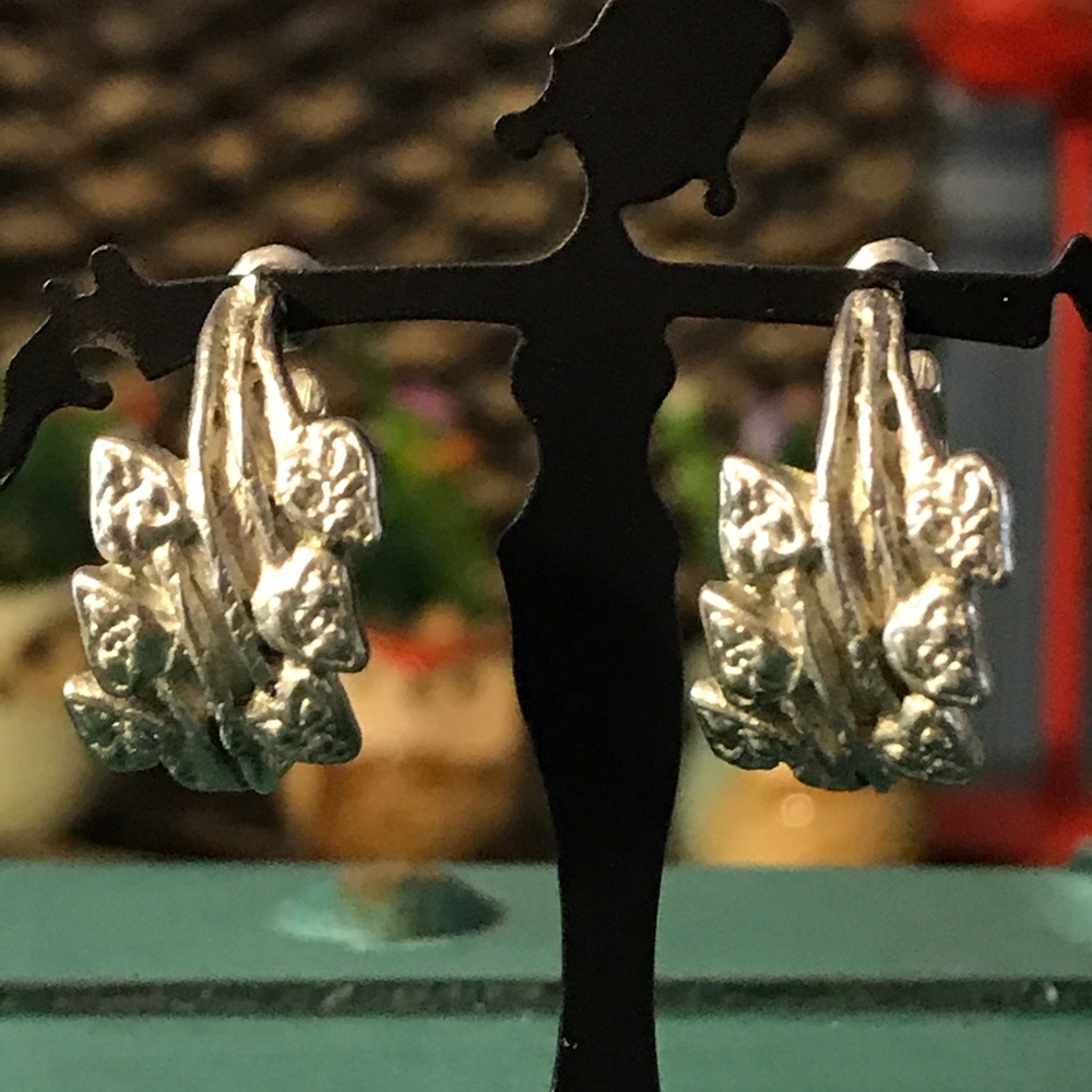 Petite Silver Heart Shaped Leaf Hoops